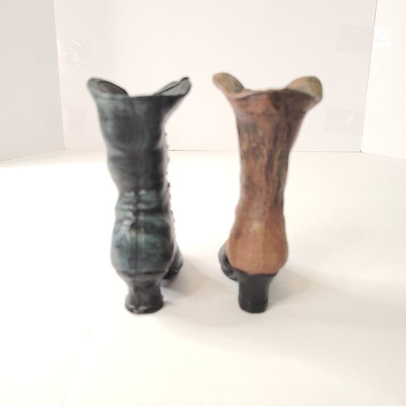 Two Vintage 1998 Victorian Ladies Resin Boots 4.5" Tall - Picture 4 of 10